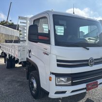 VW 11.180 ano 2024 carroceria 6,20 mt