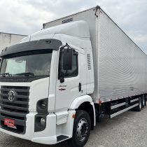 VW 26.320 ano 2023 baú 11,60 MT