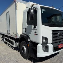 VW 17.190 ano 2023 baú frigorífico 6,5 mts para menos 15 graus
